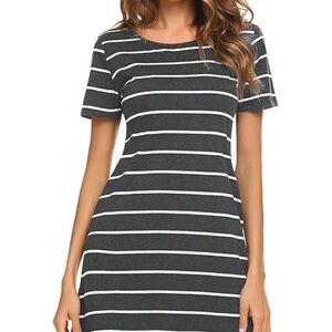 Gray and White Mini Dress with Crew Neck and Short Sleeves